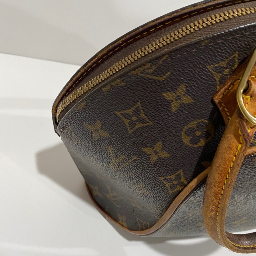 Louis Vuitton Ellipse PM Handbag - Picture 5 of 13